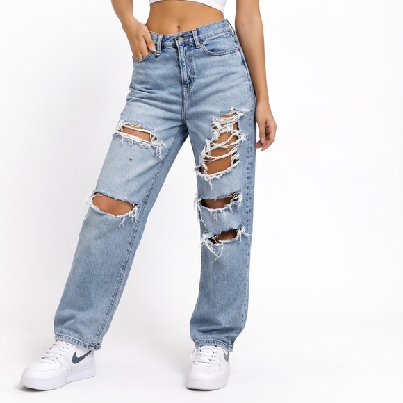 American Eagle Outfitters Denim - AMERICAN EAGLE High Rise Distressed Straight Leg Boyfriend Jeans Vintage Wash 00